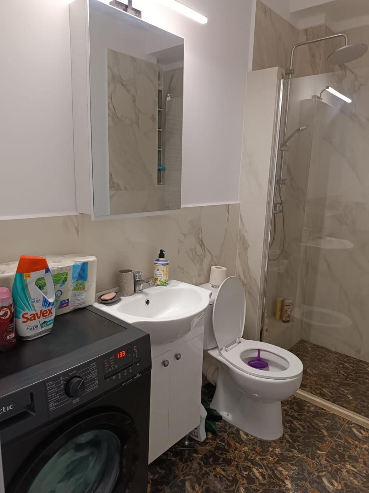 Apartament 2 Camere, Bloc Nou, Langa Promenada Moll, Capacitate 4 Persoane Craiova Eksteriør bilde
